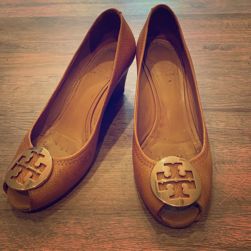 Authentic Tory Burch Melanie peep toe wedges